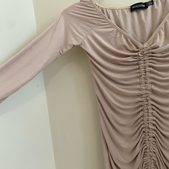 PrettyLittleThing Ruched Bodycon dress - Picture 4 of 5